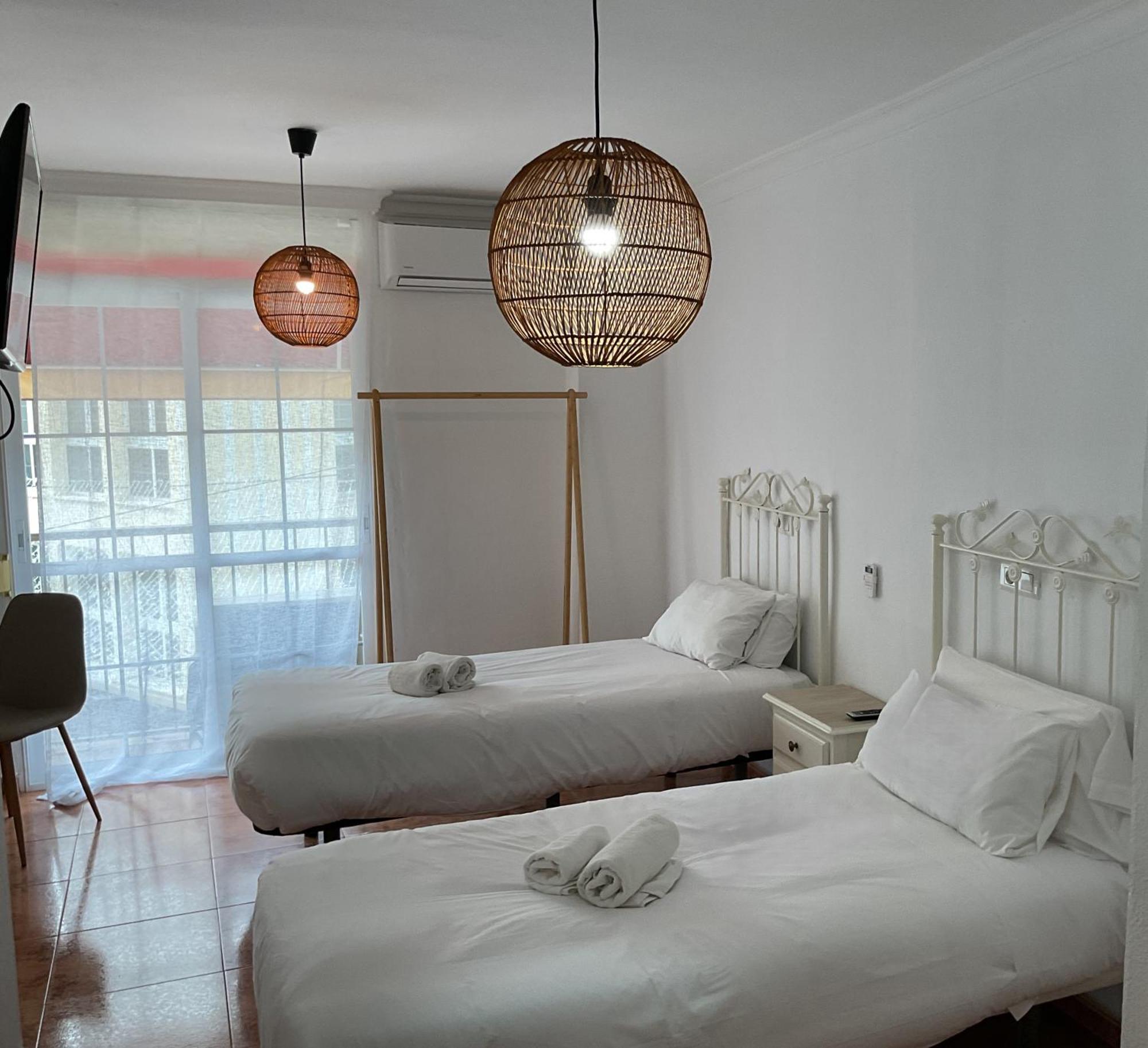 אסטפונה Hostal San Miguel By Croma מראה חיצוני תמונה